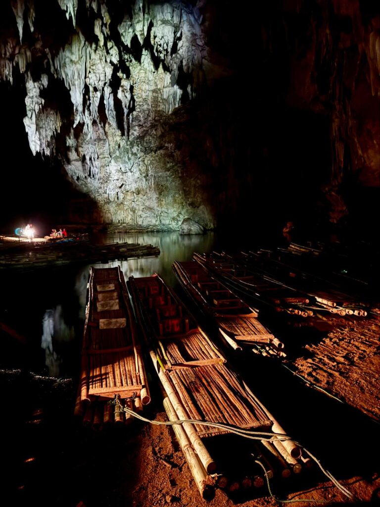 Tham Lod Cave