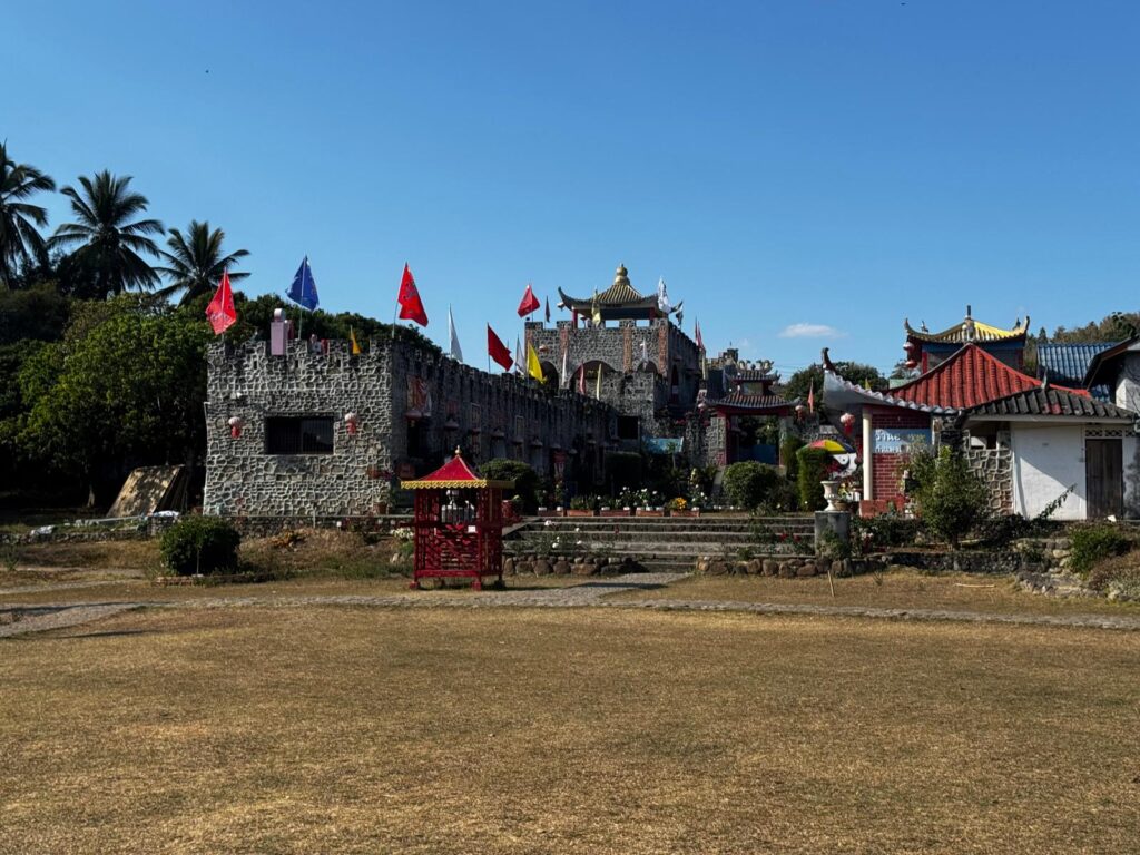 chinese muur replica Santichon village