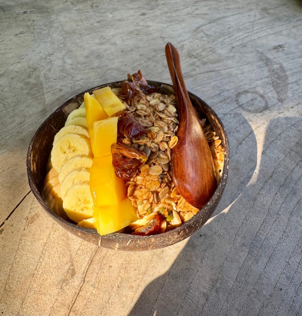 BOM BOWLS