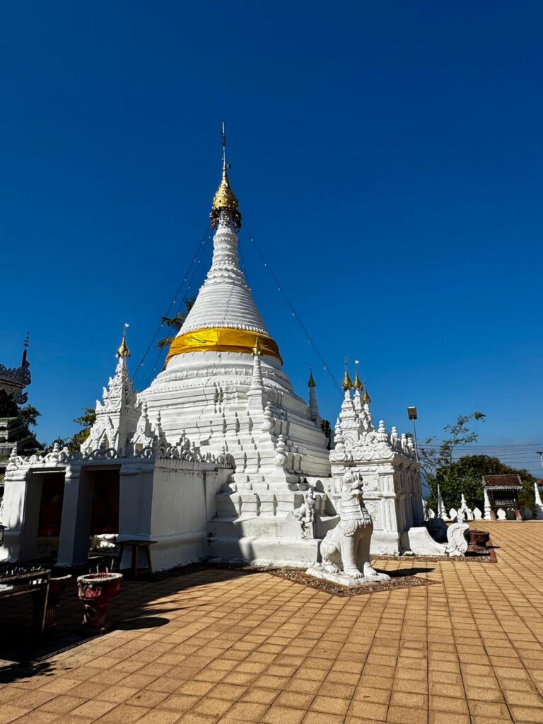 Wat Phra That Doi Kong Mu tempel in Mae Hong Son Thailand