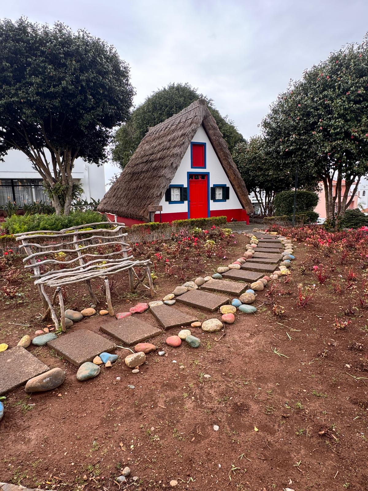 Kleurijke huisjes Madeira bezienswaardigheid